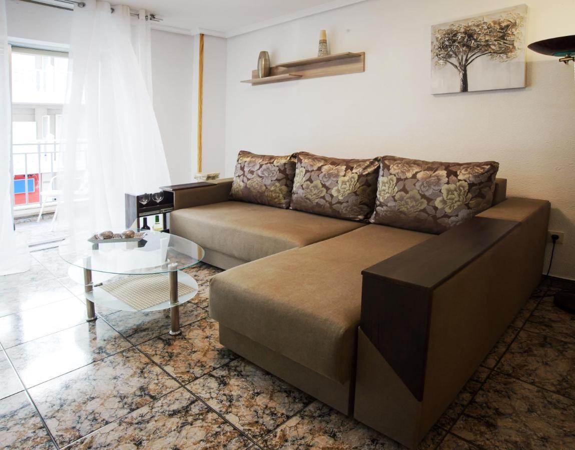 Holiday La Loma Apartment 또레비에하 외부 사진